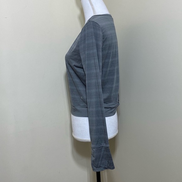 Danskin || Woman’s crop top size Xl - Picture 2 of 7